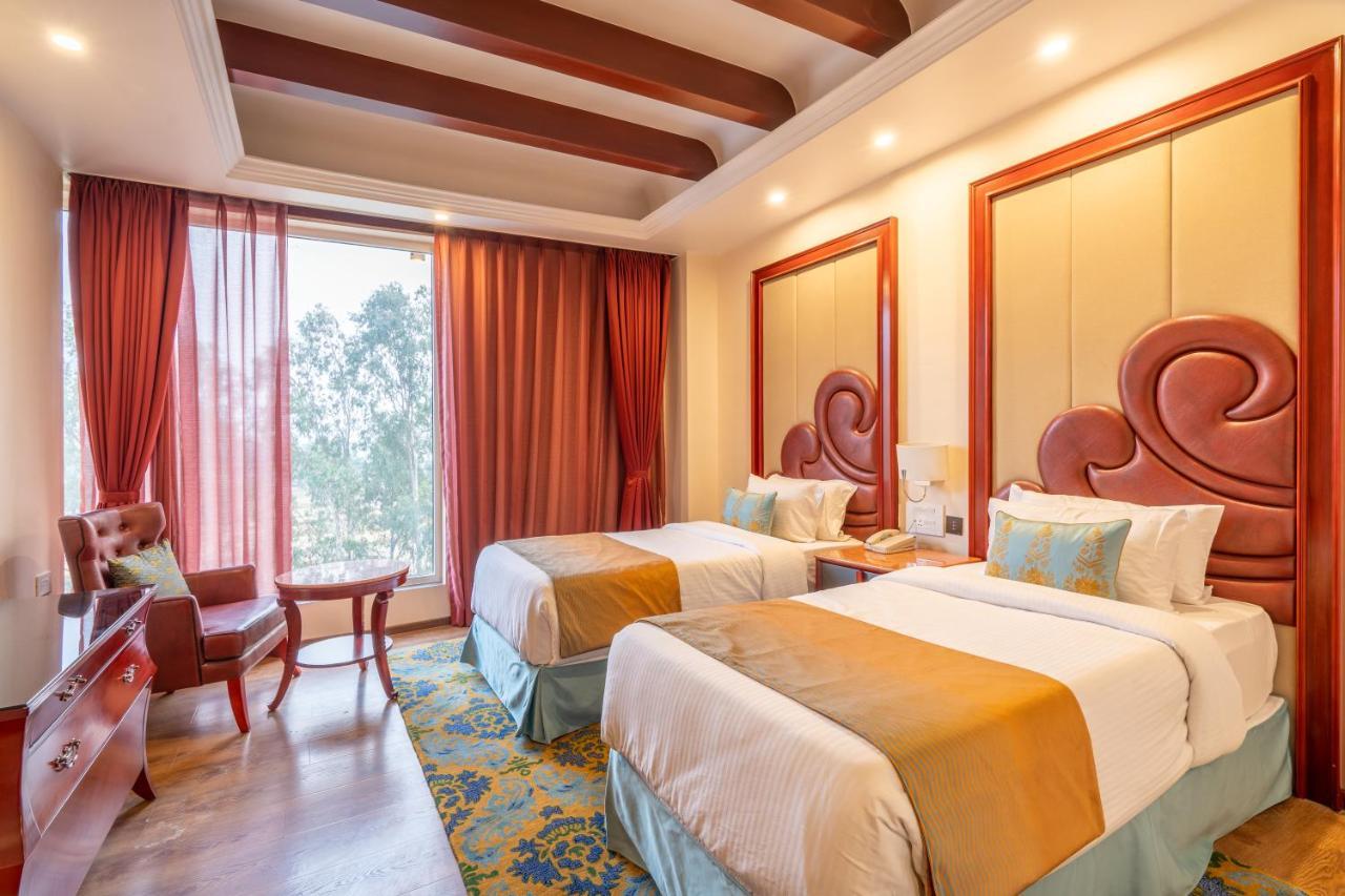 Rāipur Hukam'S Lalit Mahal - Hotel Convention Club מראה חיצוני תמונה